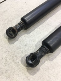 фото thumb №5, Амортизатор багажника mercedes w210 2.0 a2108800429