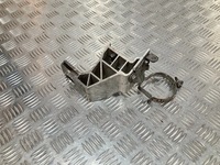 фото thumb №1, Кронштейн радиатора правое c205 w205 1.5 cgi