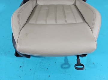 фото thumb №8, Сидіння лівий праві шкіра комплект диван skoda karoq 17-21 європа