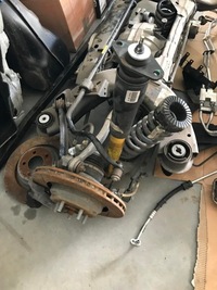 фото thumb №1, Dodge challenger srt 6.4 2015- амортизатор задня