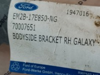Купить Ford galaxy 15- направляющая кронштейн бампера правый задняя em2b-17e850-ng, фото thumb
