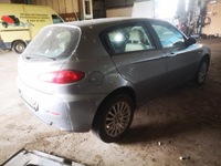 фото thumb №8, Alfa-romeo 147 двигун кришка обігрівача 2006 2.0l c397