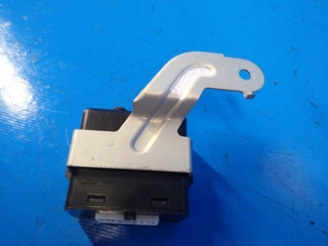 фото thumb №2, Модуль керування освітлення toyota prius - 20 03-11 8996047040