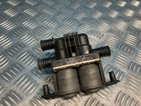 фото thumb №1, Bmw e39 електроклапани обігрівача 8374995