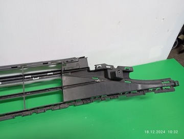 фото thumb №10, Решітка бампера volkswagen passat b8 рестайлінг 3g0853677 20-