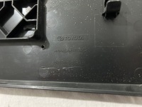 фото thumb №6, Toyota corolla cross подкладка рамка pod номерной знак 52114-16020
