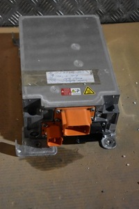 фото thumb №1, Инвертор зарядки модуль аккумулятор audi e-tron 1