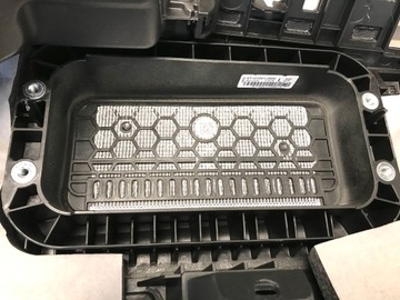 фото thumb №13, Vw touareg iii 3 панель капот консоль раздаточная head-up коричневая