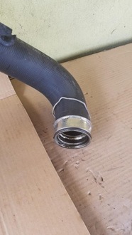 фото thumb №8, Шланг интеркулер 1.9tdi vw golf v 1k0145762