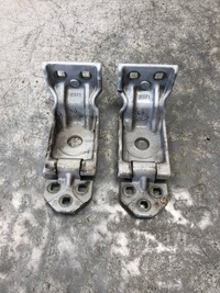 фото thumb №2, Петли дверь задняя renault master iv 844000013r