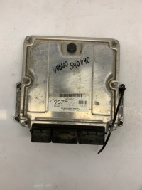 фото thumb №1, Бортовой компьютер двигателя volvo 30620957 0281010441
