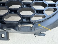 фото thumb №12, Jaguar f-pace x761 16r- решётка средняя бампера перед hk83-17h750-a