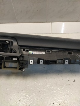 фото thumb №10, Mercedes cls w218 панель консоль капот чёрная кожа оригинал