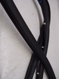 фото thumb №7, Прокладка дверь правый перед opel crossland 2017r