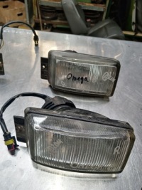 фото thumb №4, Omega b противотуманная фара правый перед 90457819