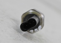 фото thumb №10, Датчик тиску пального ford 1,0 1,5 1,6 2,3 eb