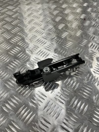 Купити Повзунок регулювання поперечина перед audi a5 8t 07- 8t8857833, фото thumb