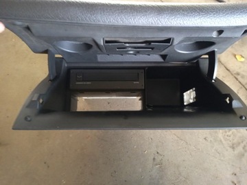 фото thumb №6, Бардачок з привод дисків opel vectra 09136124 m28830 0160101 326559176