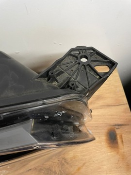 фото thumb №9, Лампа правая peugeot rifter линза led