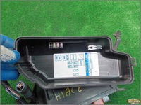 фото thumb №7, Toyota hiace iv 2.4d 00r - коробка предохранителей