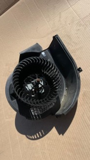 фото thumb №1, Воздуходувка обдув отопителя bmw x5 f15 9276112