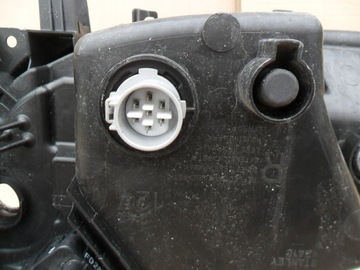 фото thumb №16, Mazda cx-5 led рестайлинг лампа правая перед 09895442