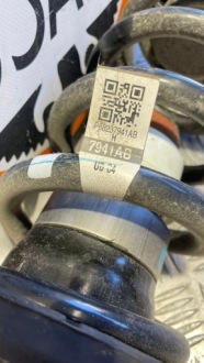 фото thumb №4, Пружина задняя p / l chrysler pacifica 2016-