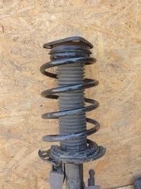 фото thumb №4, Ford focus mk3 поворотный кулак амортизационная стойка правый перед