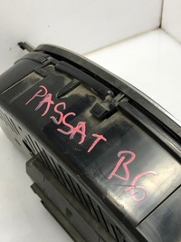 фото thumb №8, Счетчик приборы eu vw passat b6 2.0 tdi 05r