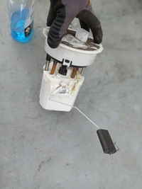 фото thumb №1, Насос топлива mazda 2 de 1.5 zj381335xa