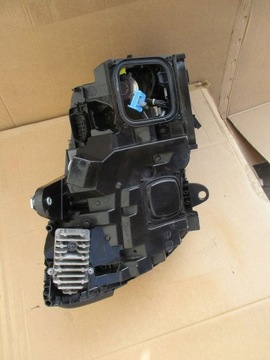 фото thumb №5, Mercedes c w205 лампа перед левая полный led