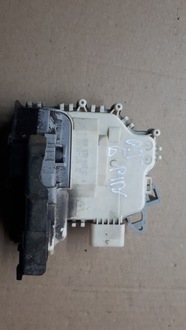 фото thumb №1, A4 b8 s4 замок двері праві зад задній 6 pin a5 q5