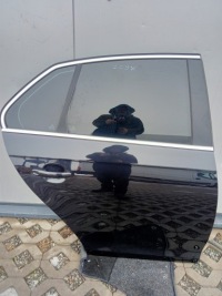 фото thumb №1, Дверь правый задняя vw jetta v чёрные lc9x