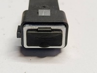 фото thumb №1, 2015 volvo v40 роз'єм usb 8m5t19a164va