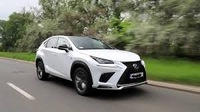 фото thumb №1, Lexus nx300h рестайлинг четверть правая передняя