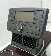 фото thumb №8, Підлокітник підсклянник панель кондиціонера задня vw phaeton 3d 02-10