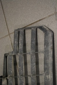 фото thumb №5, Решётка подкрылок правая audi a8 d3 4e0821172m