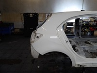 фото thumb №1, Mercedes a180 w176 крыло задняя правый 650