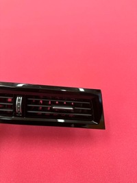 фото thumb №5, Середня решітка повітропровід третя решітка vw touareg iii 3 760 оригінальний номер піаніно