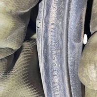 фото thumb №11, Dodge charger 2017 прокладка кришки двигуна / капот передньої