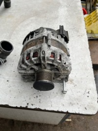 Купити Renault оригінальний номер 231002513r, фото thumb