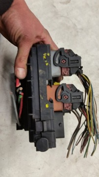 фото thumb №8, Коробка модуль штекеры bsm l03 peugeot citroen 9661707880 европа гарантия