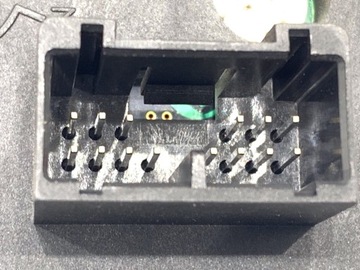 фото thumb №3, Вимикач світла volvo v50 30739300 03-12 кнопка