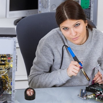 СРЕДСТВО ДЛЯ ОЧИСТКИ СИСНИЦ НА МЕТАЛЛИЧЕСКОЙ ПОДСТАВКЕ