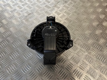 фото thumb №1, Toyota yaris ii dmucha вентилятор av272700-0311