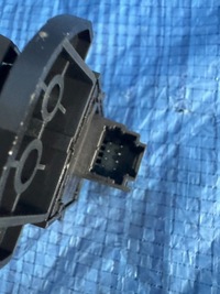 фото thumb №7, Переключатель тормоза ручного renault megane v e-tech 251757371r