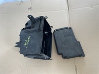 фото thumb №1, Коробка корпус предохранителей 1.6 dci renault trafic iii 3