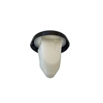 фото thumb №1, Кліпса гніздо оббивка двері skoda superb 01-08