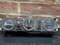 фото thumb №1, Mercedes w638 панель кондиционера a0004464128