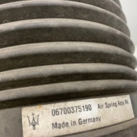 Поворотный кулак правый  задний  подвеска пневмоподушка maserati levante m161 3.0 v6 crd 18r Недорого, фото thumb